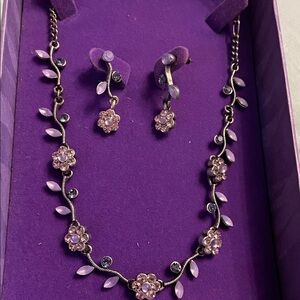 Chic Floral Necklace and Earring Set in Purple